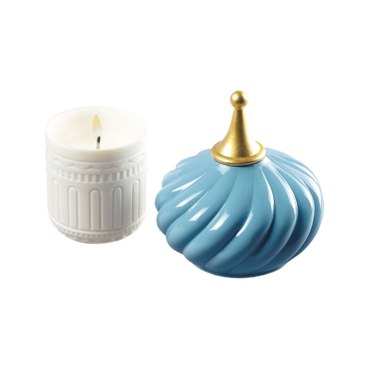 Lladró: Turquoise Spire Candle 1001 Lights. Unbreakable Spirit Scent.