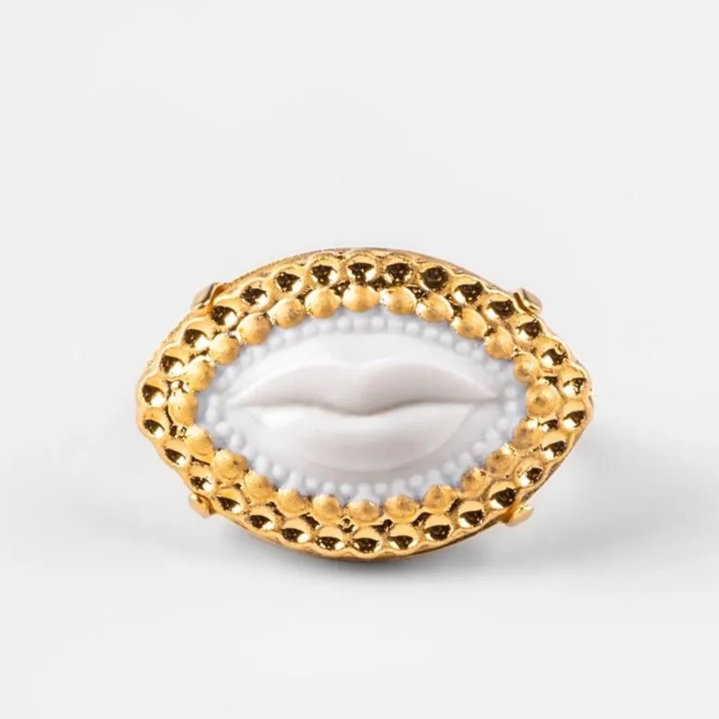 Lladró Jewelry: Kiss Ring.